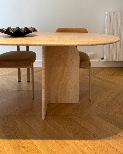 Table à Manger Oblong en Travertin 240x90cm | Modèle Maja pieds en T