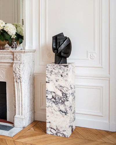 Colonne marbre 90, stèle ou table d'appoint marbre Calacatta